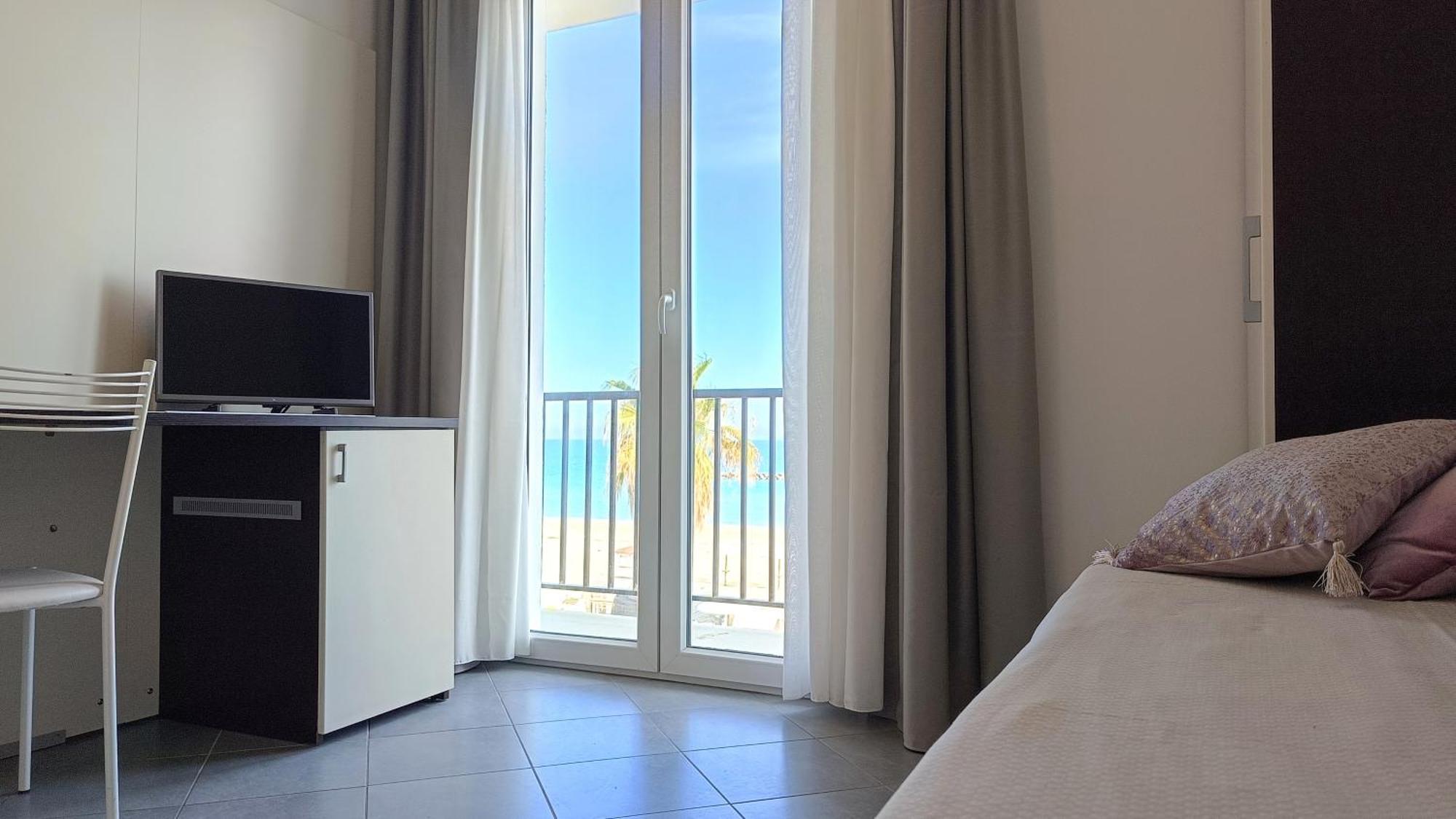 Lido Rooms & Apartments Lido di Fermo Extérieur photo