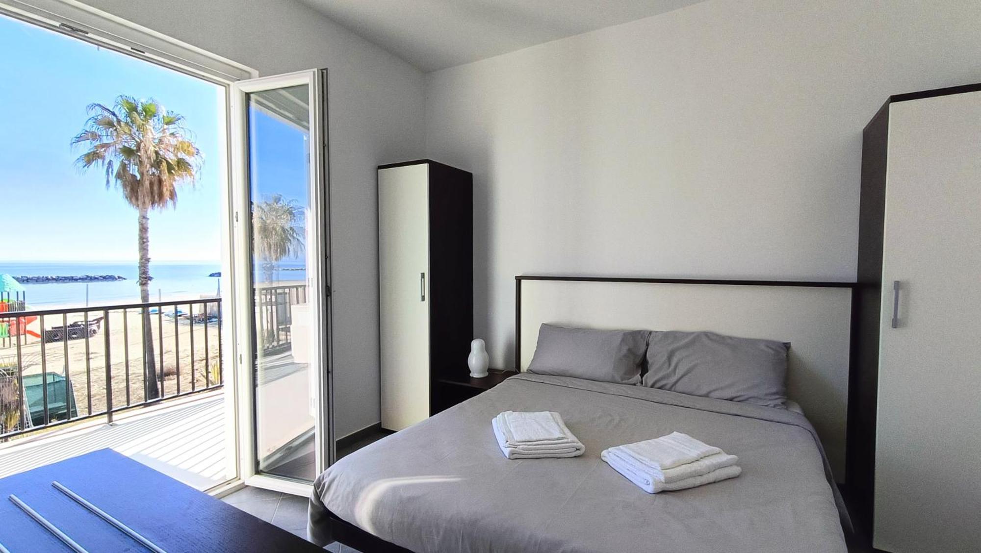 Lido Rooms & Apartments Lido di Fermo Extérieur photo